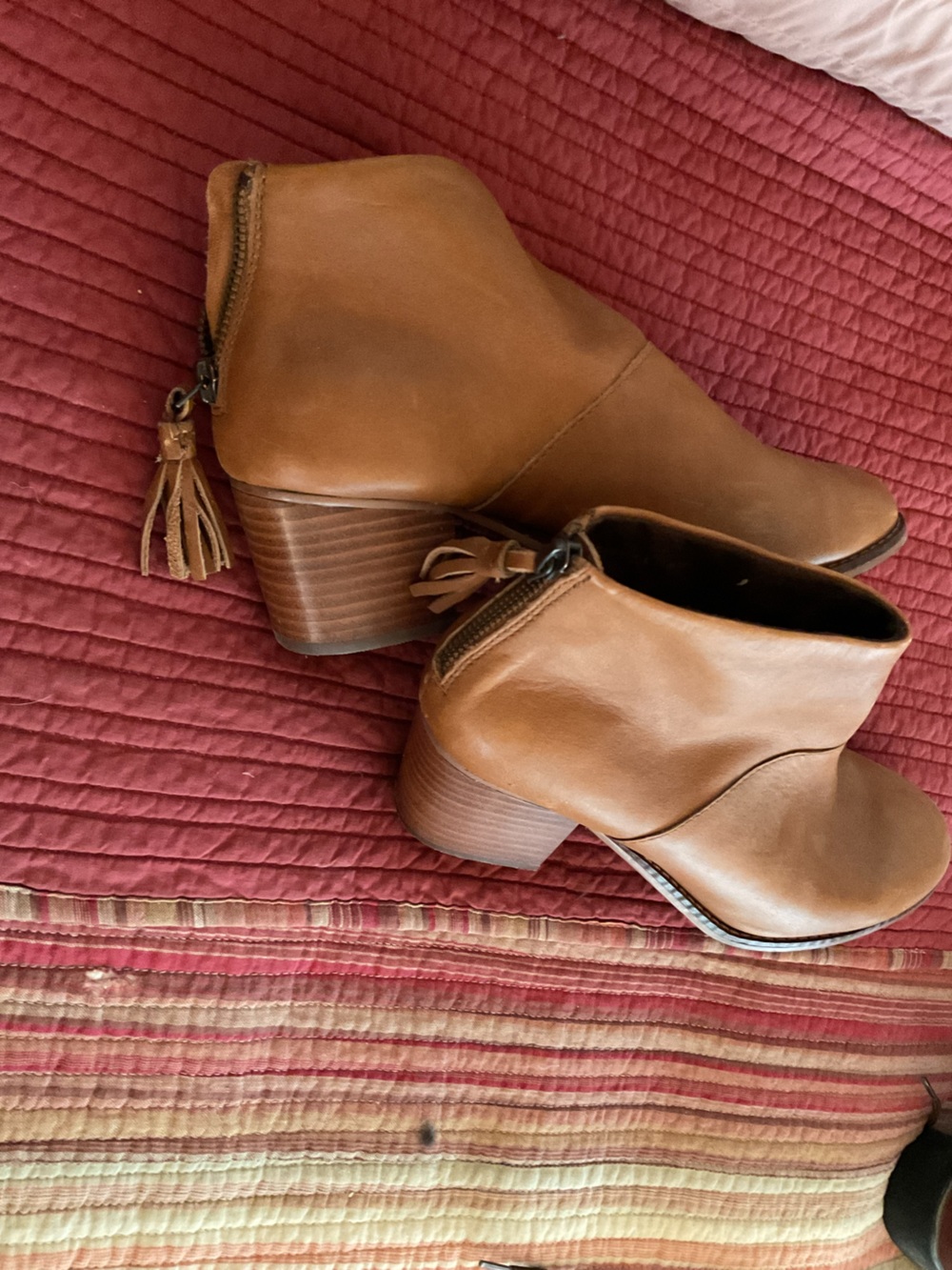 Toms Tan Leather Tassel Back Zip Ankle Booties